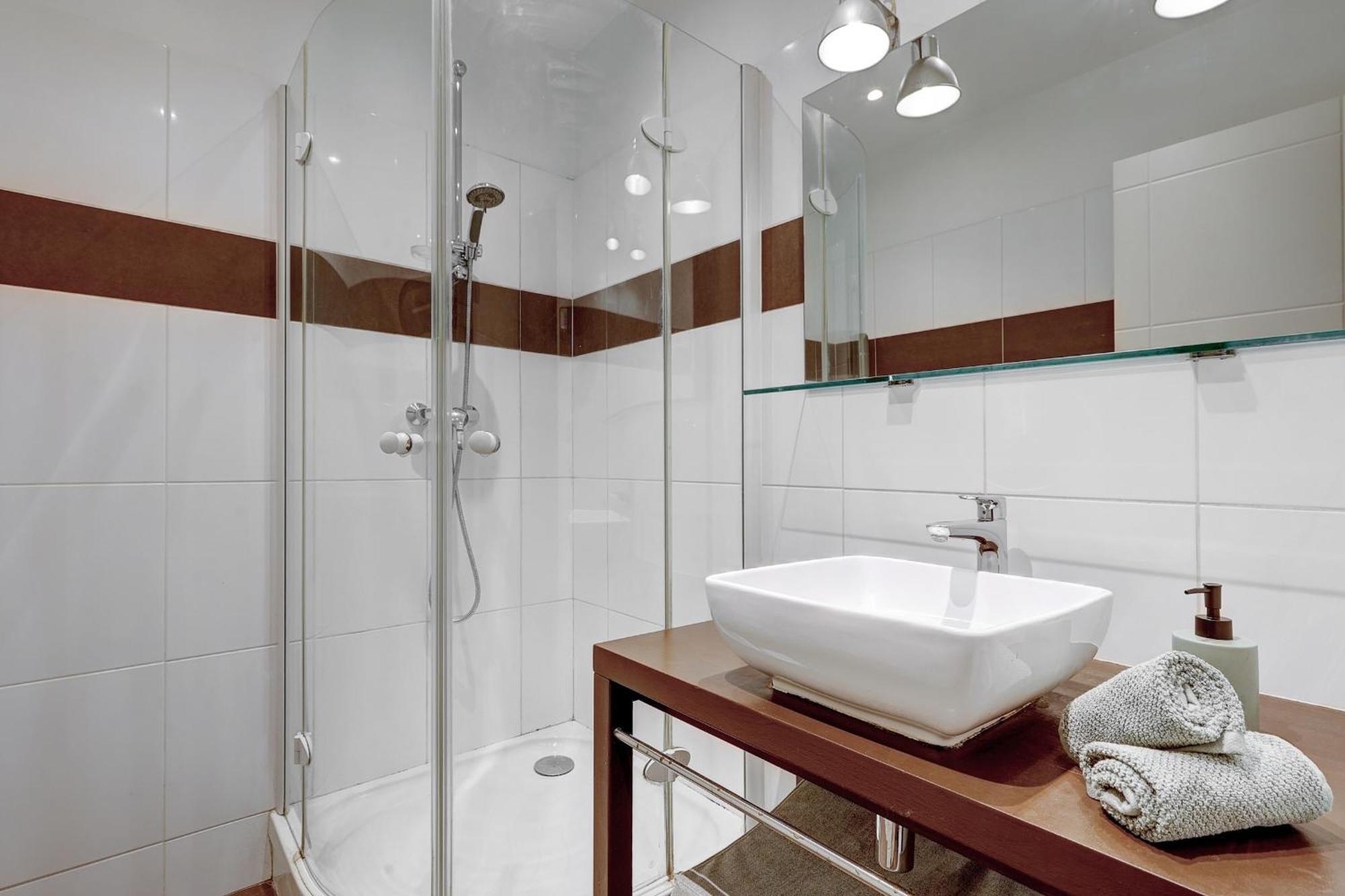 Montparnasse & Jardin Du Luxembourg - 2br - Cityapartmentstay Parijs